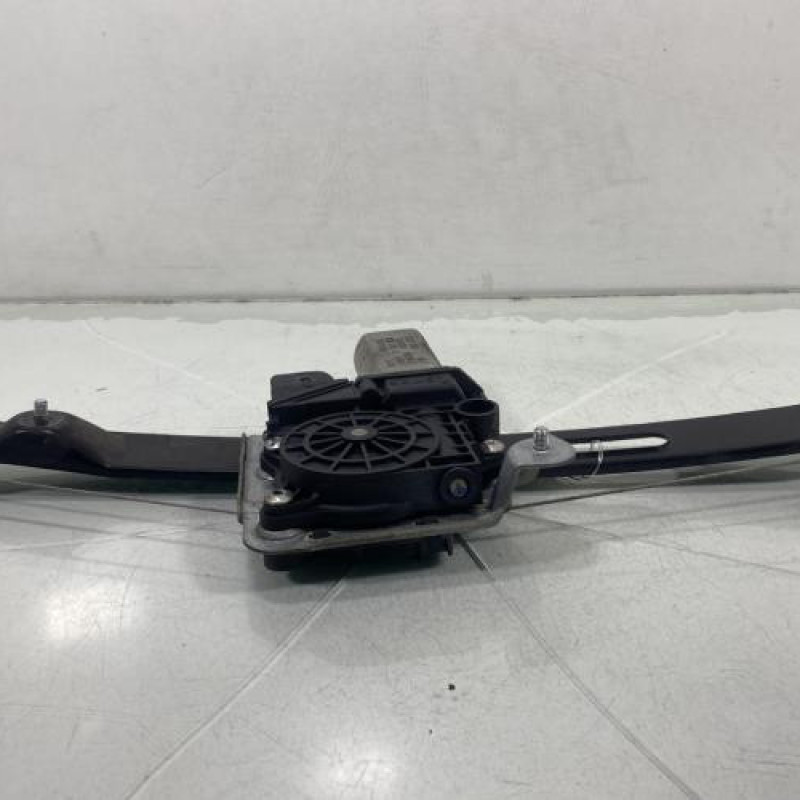 Leve vitre electrique arriere gauche BMW SERIE 3 E90 Photo n°2