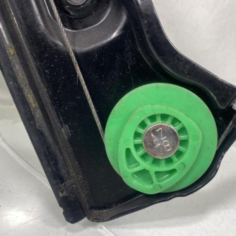 Leve vitre electrique avant droit BMW SERIE 3 E90 Photo n°4