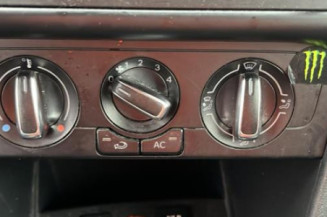 Glace retroviseur droit VOLKSWAGEN POLO 5