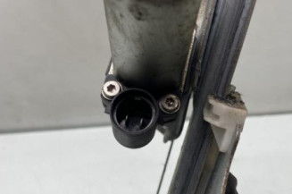 Leve vitre electrique avant droit DACIA DUSTER 1