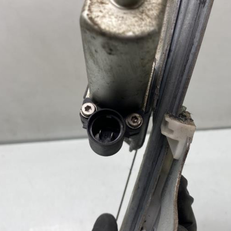 Leve vitre electrique avant droit DACIA DUSTER 1 Photo n°5