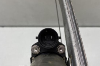 Leve vitre electrique avant gauche DACIA DUSTER 1