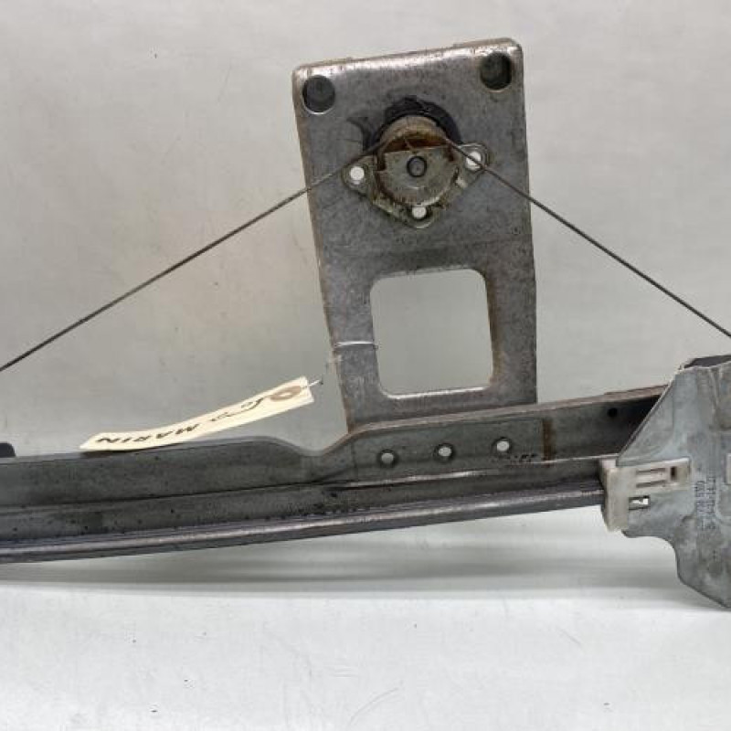 Leve vitre mecanique arriere droit DACIA DUSTER 1 Photo n°1