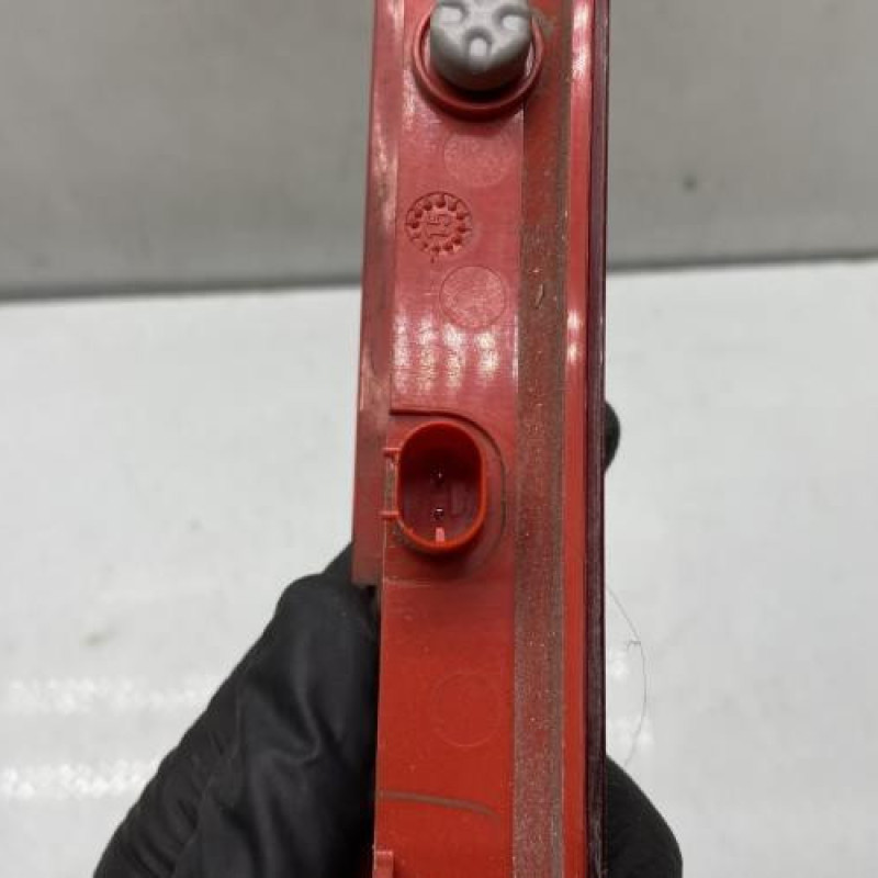 Feu arriere stop central FORD FIESTA 6 Photo n°3