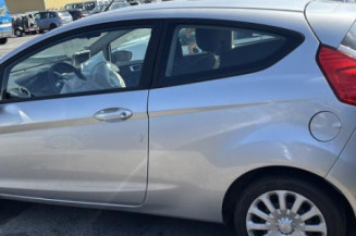 Feu arriere stop central FORD FIESTA 6