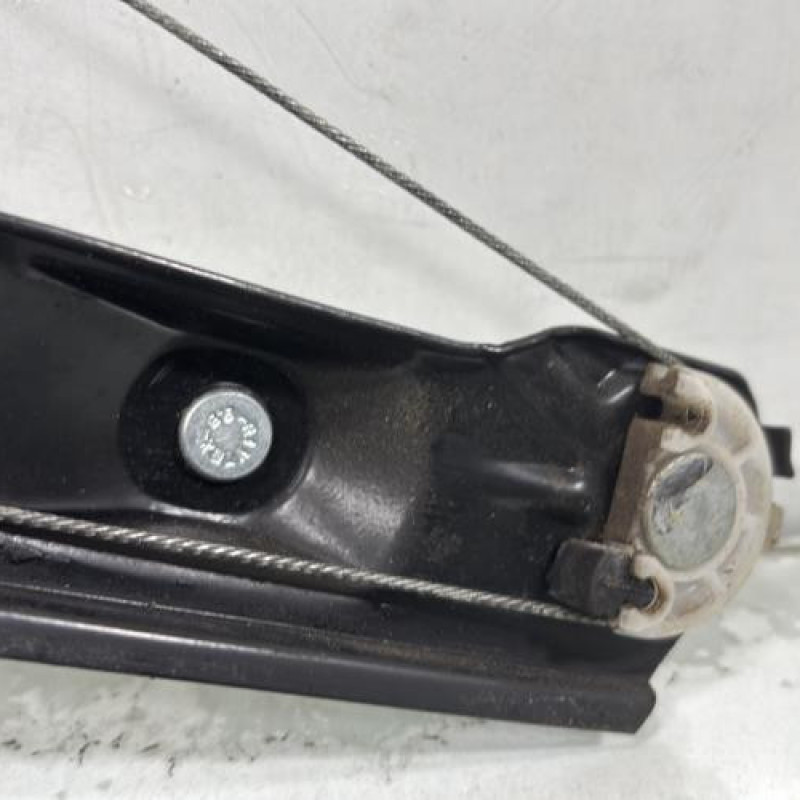 Leve vitre electrique arriere droit BMW SERIE 1 E87 Photo n°5