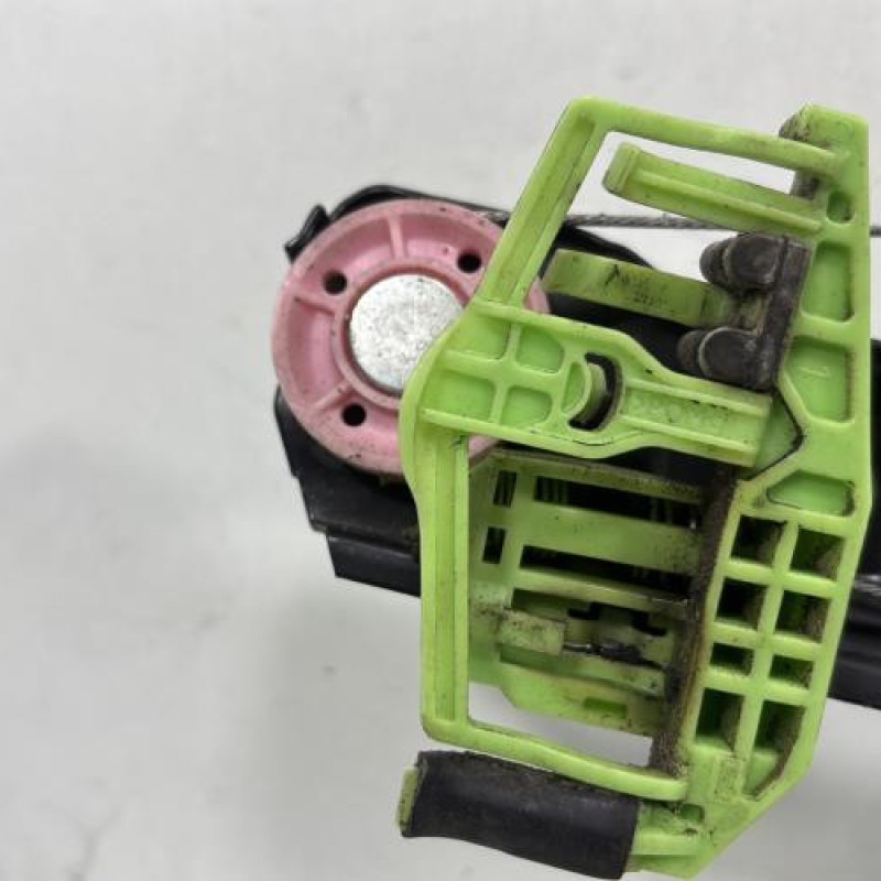 Leve vitre electrique arriere droit BMW SERIE 1 E87 Photo n°6