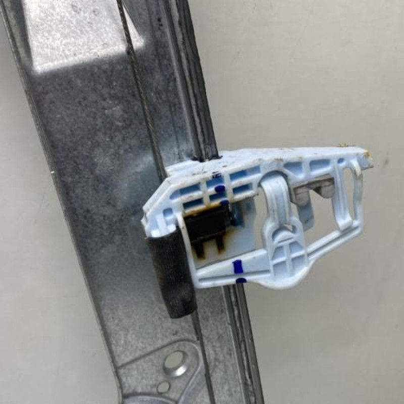 Leve vitre electrique avant droit OPEL CORSA E Photo n°2