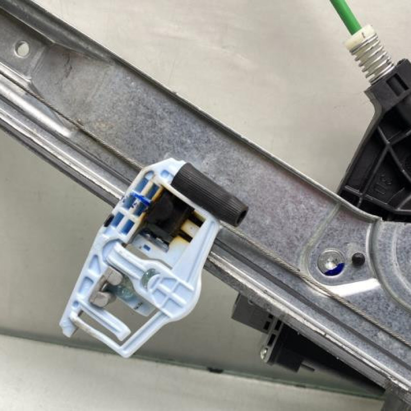 Leve vitre electrique avant droit OPEL CORSA E Photo n°3