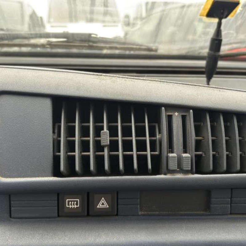 Tambour arriere droit PEUGEOT 405 Photo n°18