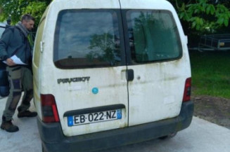 Tambour arriere gauche PEUGEOT PARTNER 1