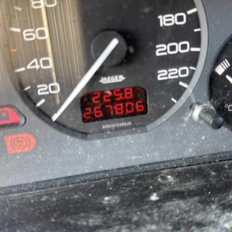 Tambour arriere gauche PEUGEOT 406 Photo n°8