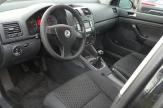 Malle/Hayon arriere VOLKSWAGEN GOLF 5