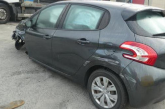 Malle/Hayon arriere PEUGEOT 208 1