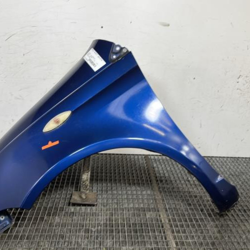 Aile avant gauche TOYOTA YARIS 1 Photo n°1