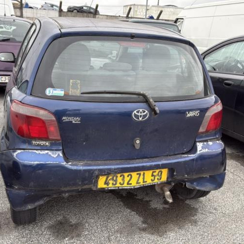 Aile avant gauche TOYOTA YARIS 1 Photo n°10