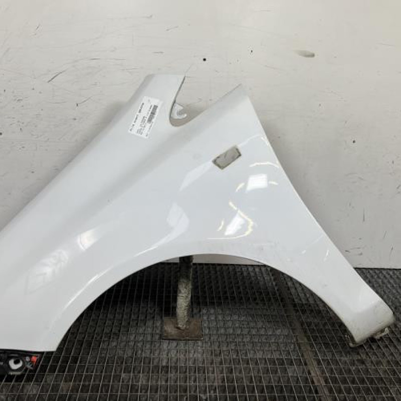 Aile avant gauche OPEL CORSA D Photo n°1