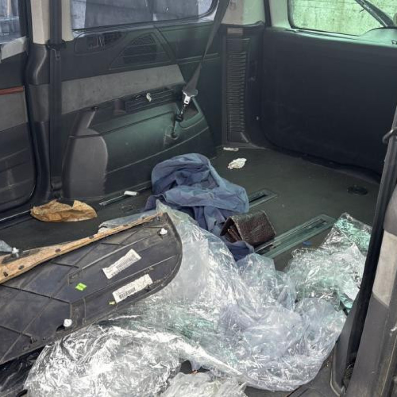 Aile avant gauche CITROEN C8 Photo n°17