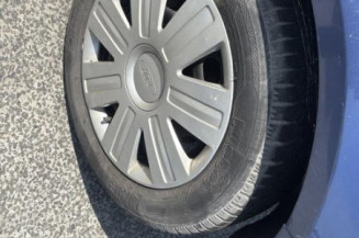 Aile avant droit FORD FIESTA 5