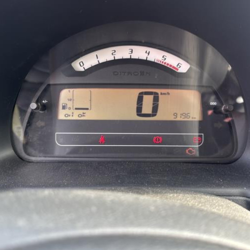 Reservoir essence CITROEN C2 Photo n°18