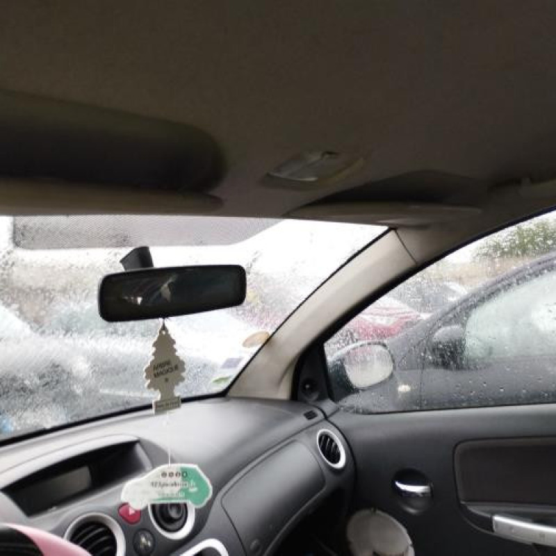 Reservoir essence CITROEN C2 Photo n°13