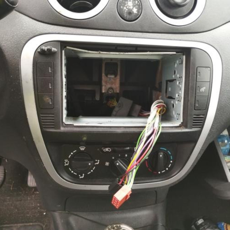 Reservoir essence CITROEN C2 Photo n°14