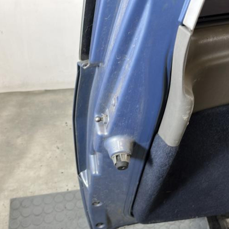 Malle/Hayon arriere RENAULT ESPACE 4 Photo n°9