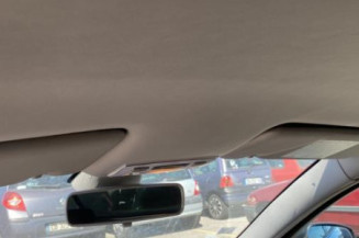 Pare boue arriere droit RENAULT LAGUNA 3