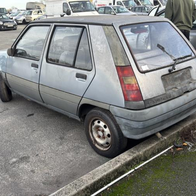 Capot RENAULT SUPER 5 Photo n°14