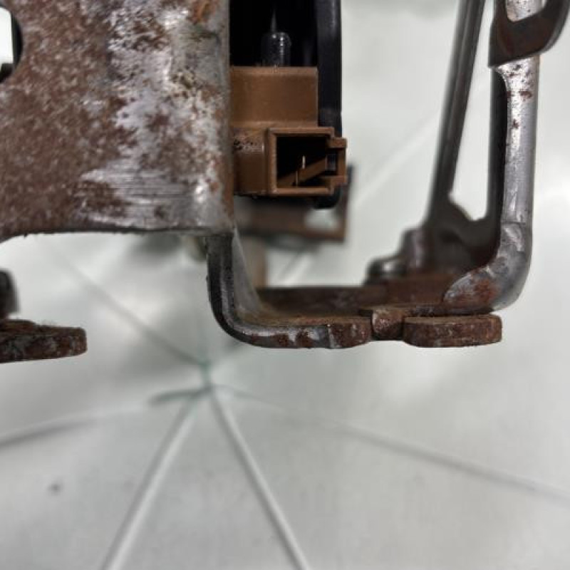 Levier frein à main TOYOTA AURIS 1 Photo n°5