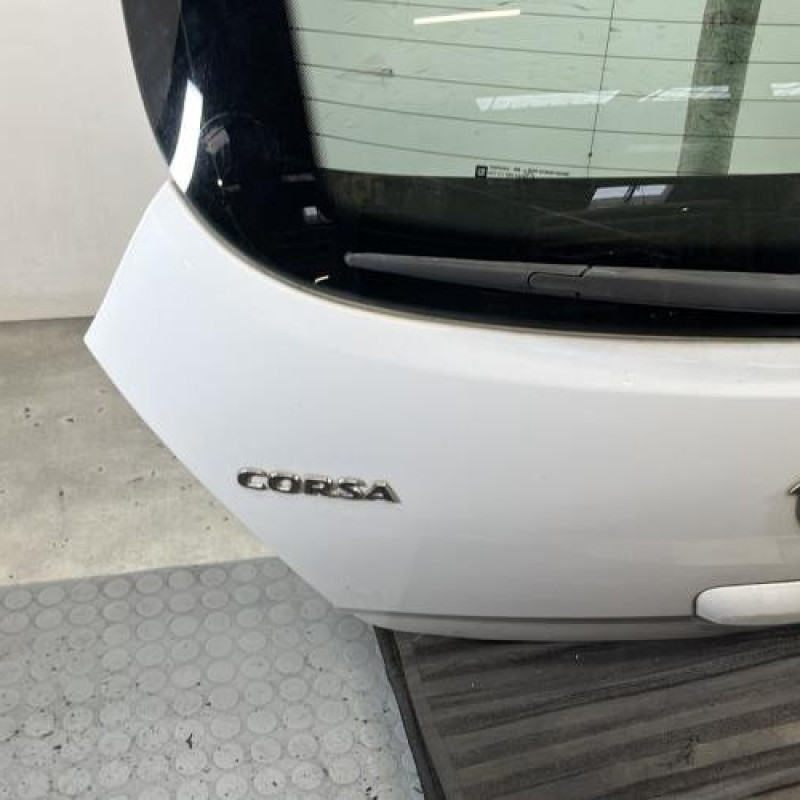 Malle/Hayon arriere OPEL CORSA D Photo n°5