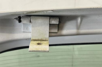 Malle/Hayon arriere OPEL CORSA D