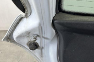 Malle/Hayon arriere OPEL CORSA D