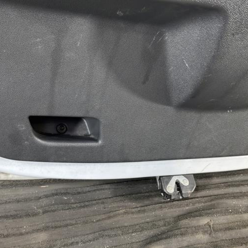 Malle/Hayon arriere OPEL CORSA D Photo n°10