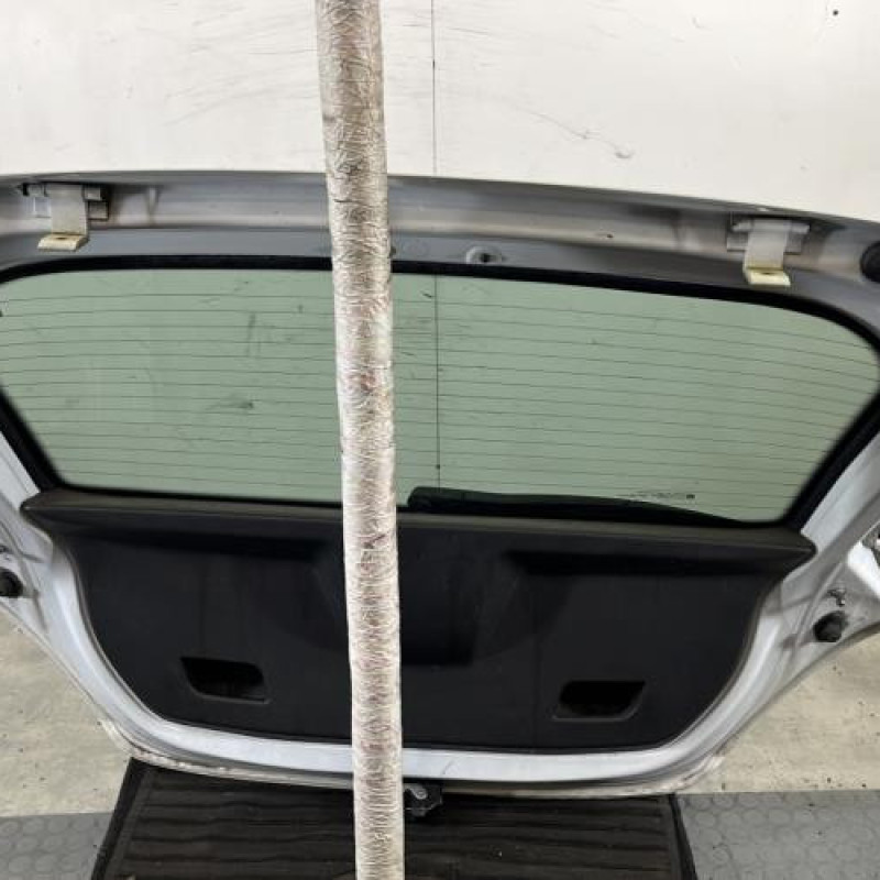 Malle/Hayon arriere OPEL CORSA D Photo n°11