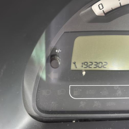 Reservoir essence CITROEN C2 Photo n°1