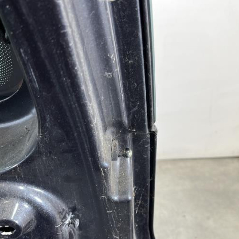 Malle/Hayon arriere CITROEN C8 Photo n°11