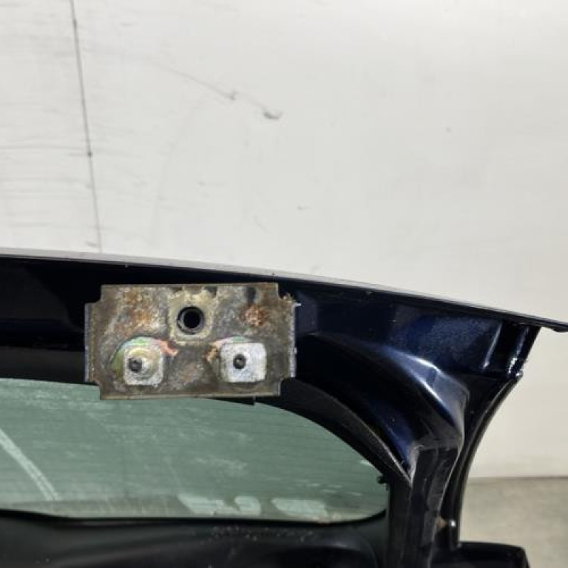 Malle/Hayon arriere FORD FOCUS 1 Photo n°7