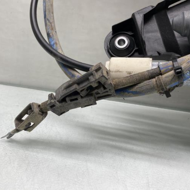 Bloc electrique de frein a main PEUGEOT 5008 1 Photo n°3