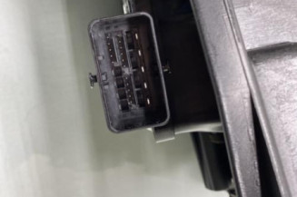 Bloc electrique de frein a main PEUGEOT 5008 1