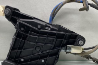 Bloc electrique de frein a main PEUGEOT 5008 1