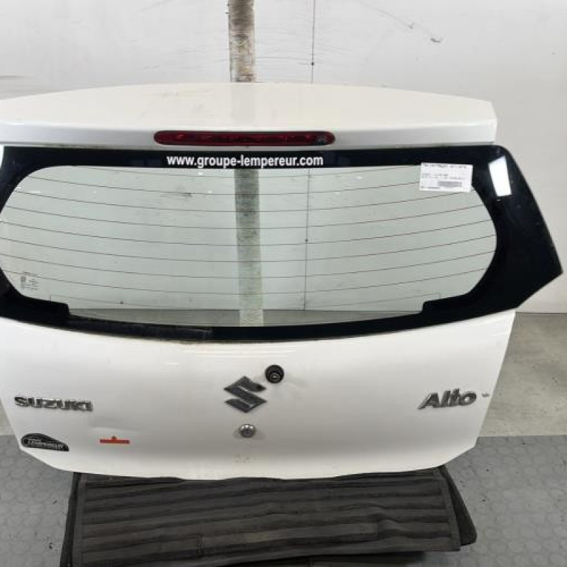 Malle/Hayon arriere SUZUKI ALTO 3 Photo n°1