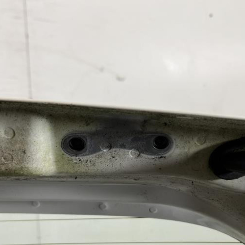 Malle/Hayon arriere SUZUKI ALTO 3 Photo n°10