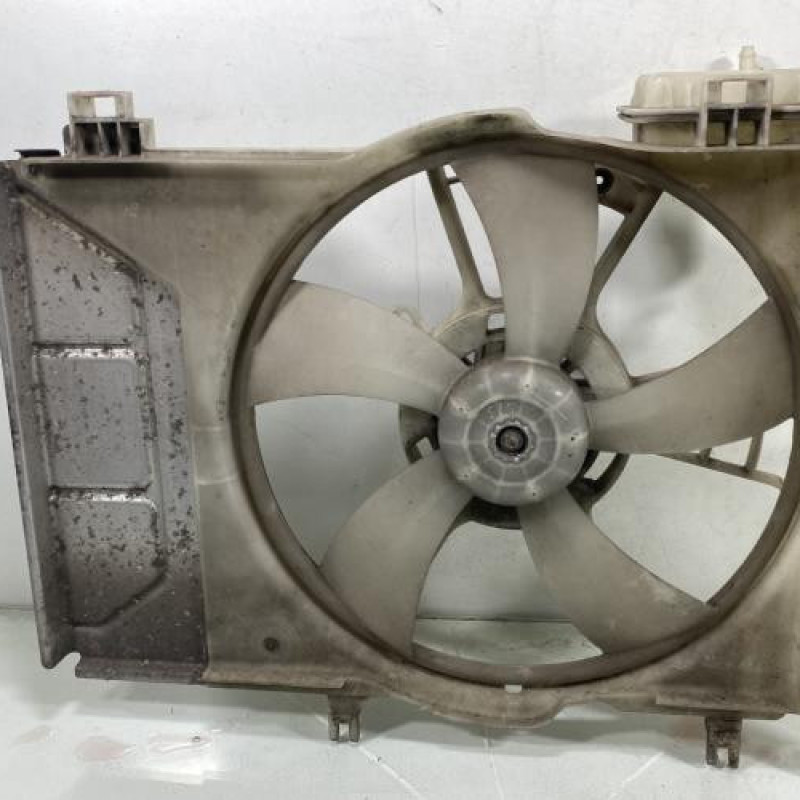 Moto ventilateur radiateur TOYOTA YARIS 2 Photo n°9