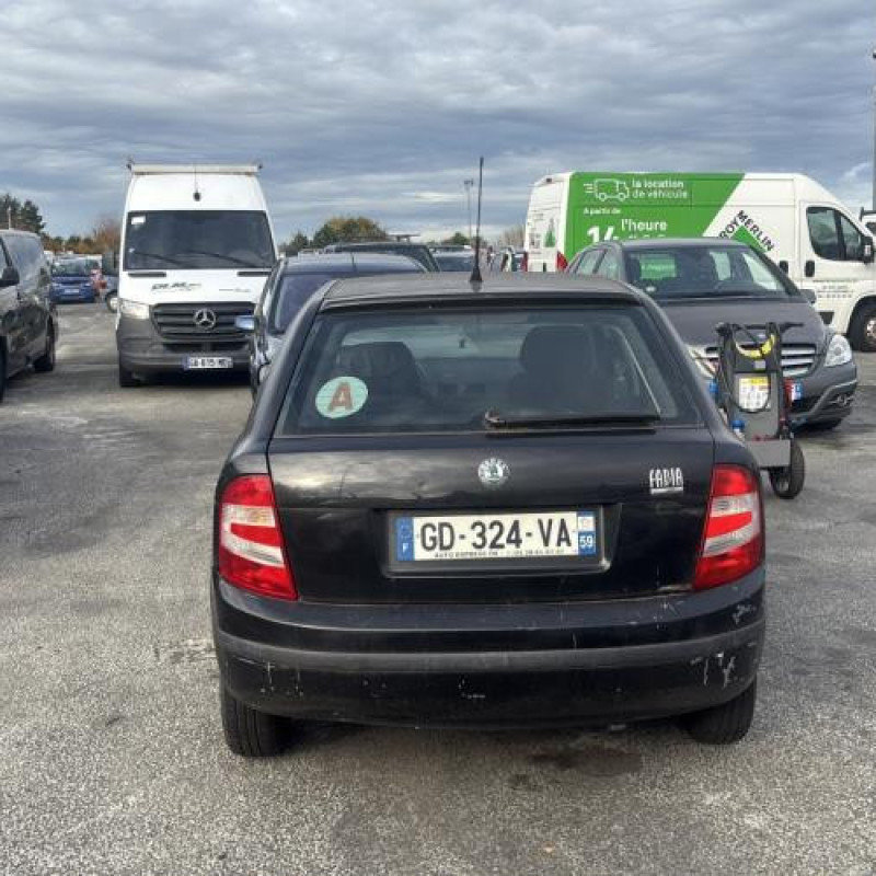 Optique avant principal droit (feux)(phare) SKODA FABIA 1 Photo n°11