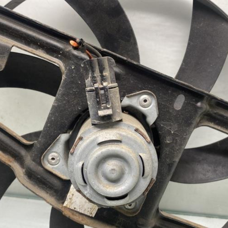 Moto ventilateur radiateur RENAULT TWINGO 1 Photo n°4