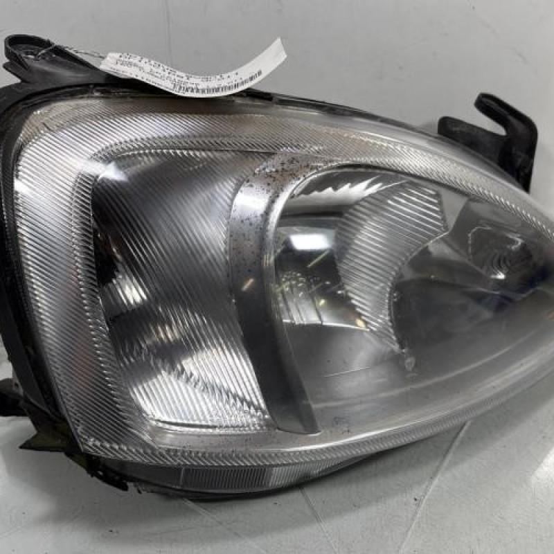 Optique avant principal droit (feux)(phare) OPEL CORSA C Photo n°7