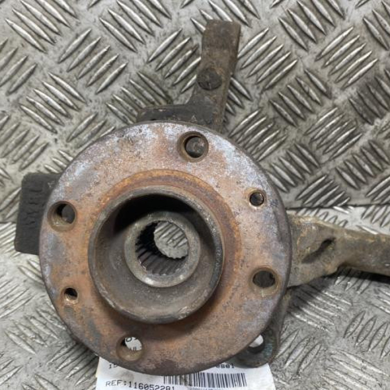 Pivot de moyeu avant droit RENAULT CLIO 3 Photo n°1