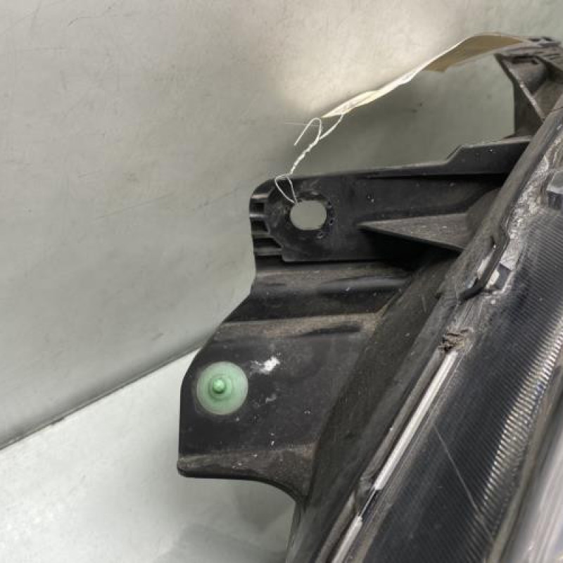 Optique avant principal gauche (feux)(phare) RENAULT CLIO 3 Photo n°3