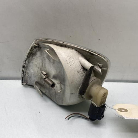 Optique avant secondaire droit (feux)(clignotant) VOLKSWAGEN POLO 3